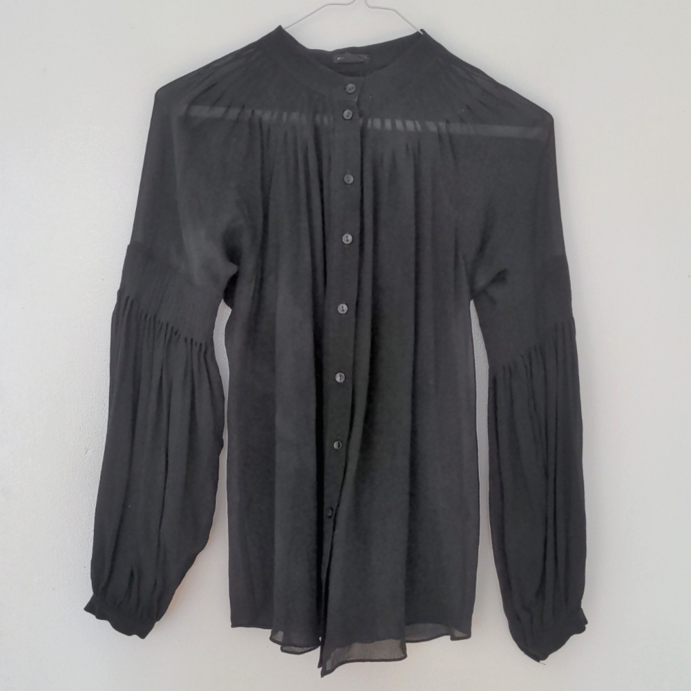Club Monaco 100% silk bishop sleeve sheer  blouse XS